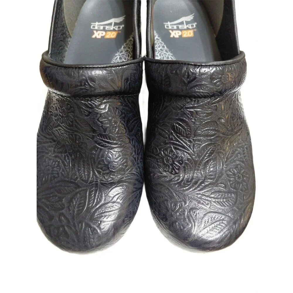 DANSKO XP 2.0 Professional Black Tooled Leather Clogs Size 9 Comfort Shoes